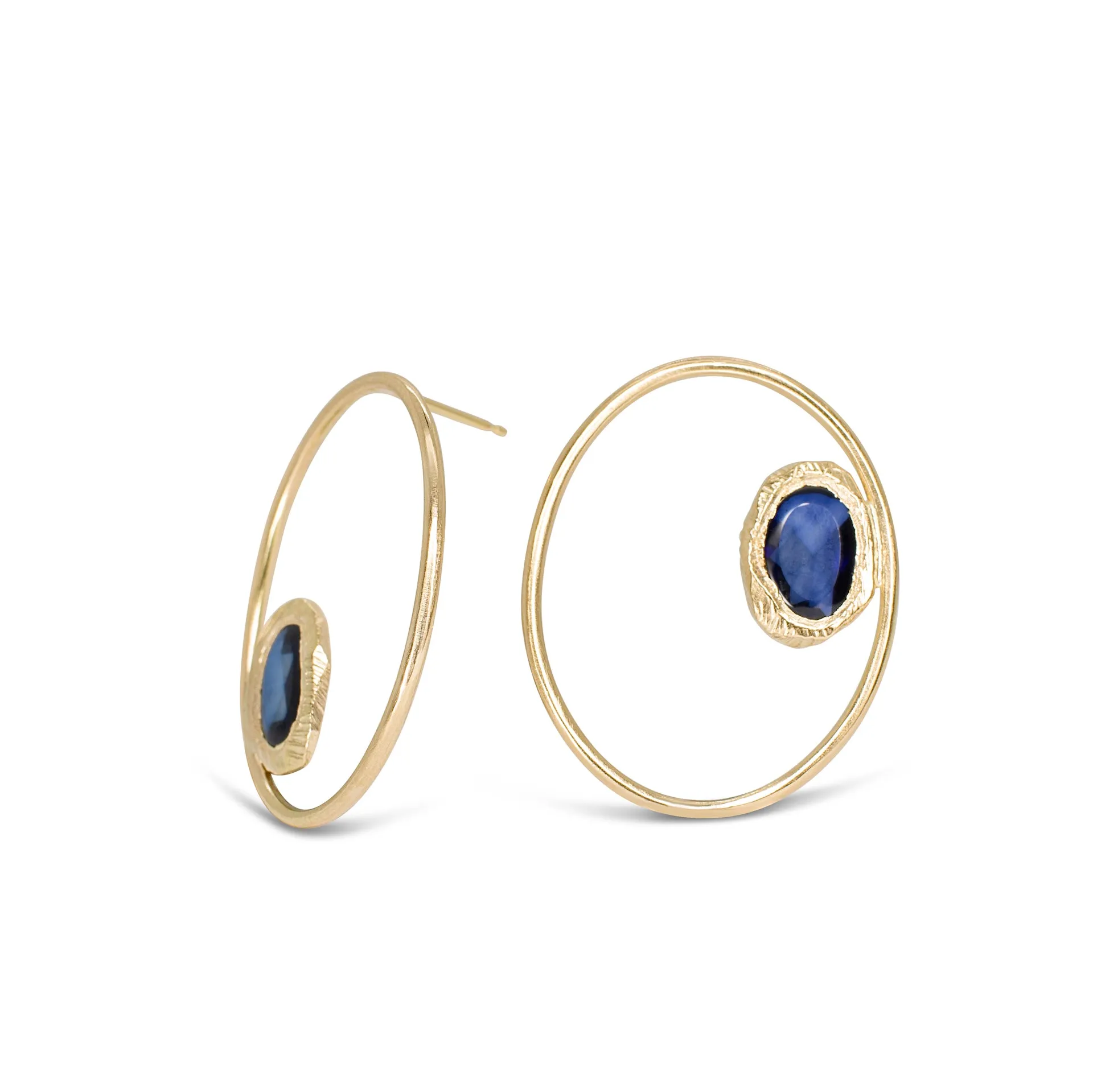 18K Large Open Oval Post Earrings with Blue Sapphire