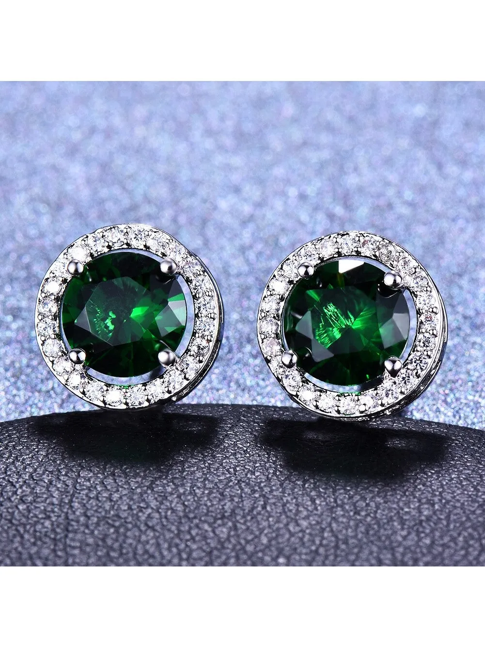 Luxurious Classic Round Micro-Inlaid White Zircon Ear Studs for Women