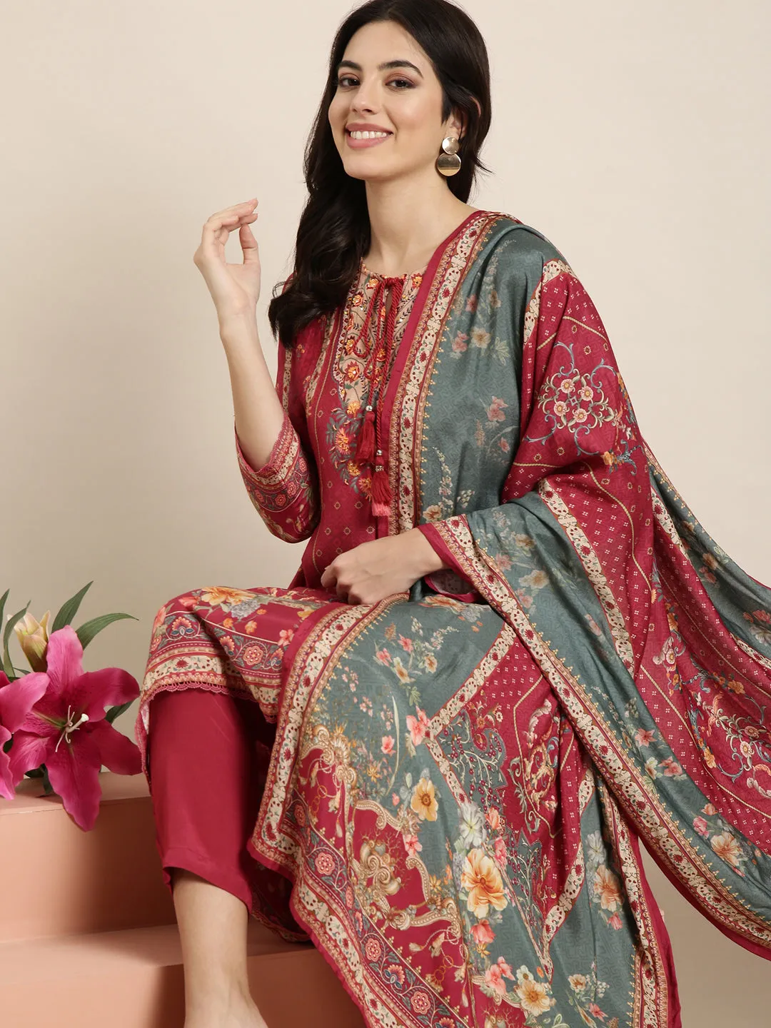 Women Straight Pink Floral Kurta Sets with Trousers & Dupatta