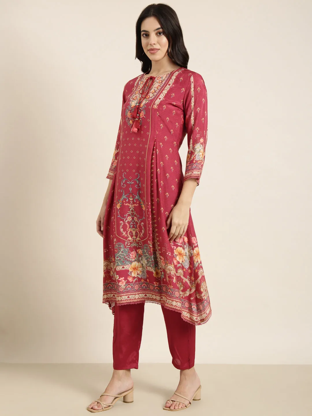 Women Straight Pink Floral Kurta Sets with Trousers & Dupatta
